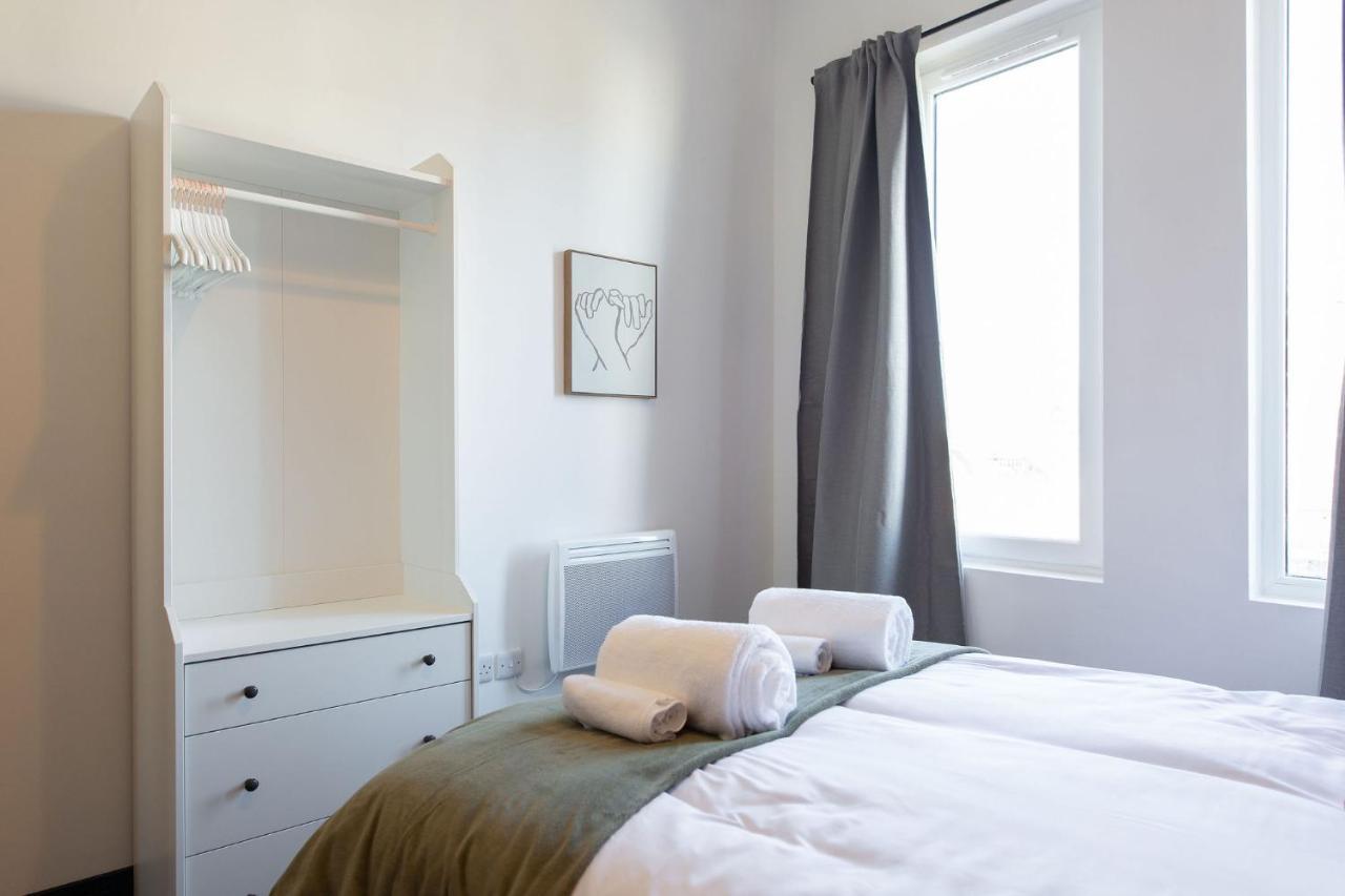 The Kingsway- 2 Bedroom Central Swansea Apartments By Stayright Buitenkant foto