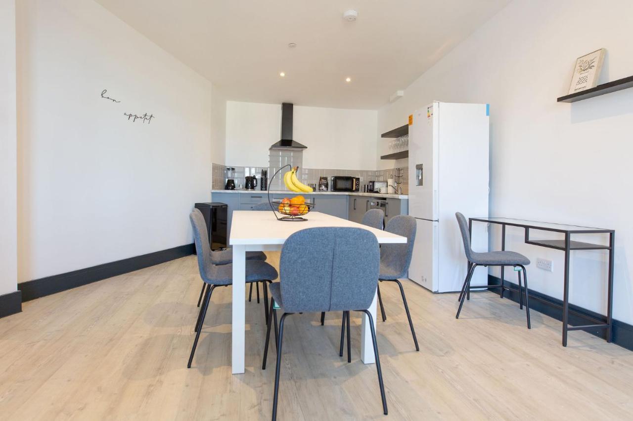 The Kingsway- 2 Bedroom Central Swansea Apartments By Stayright Buitenkant foto