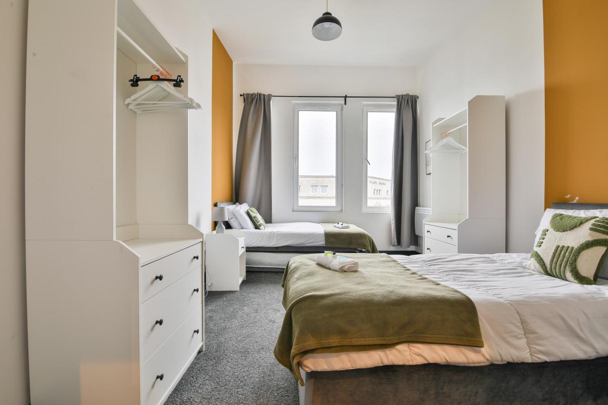 The Kingsway- 2 Bedroom Central Swansea Apartments By Stayright Buitenkant foto