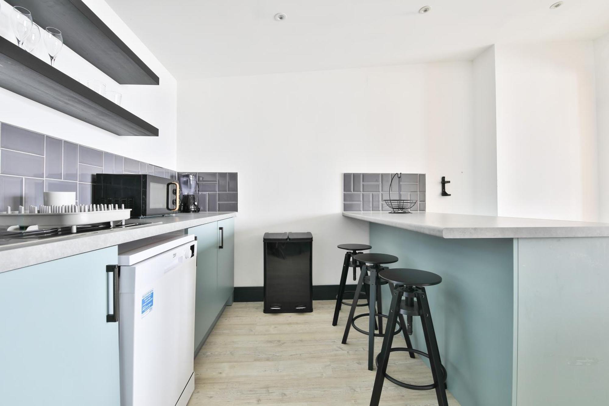 The Kingsway- 2 Bedroom Central Swansea Apartments By Stayright Buitenkant foto