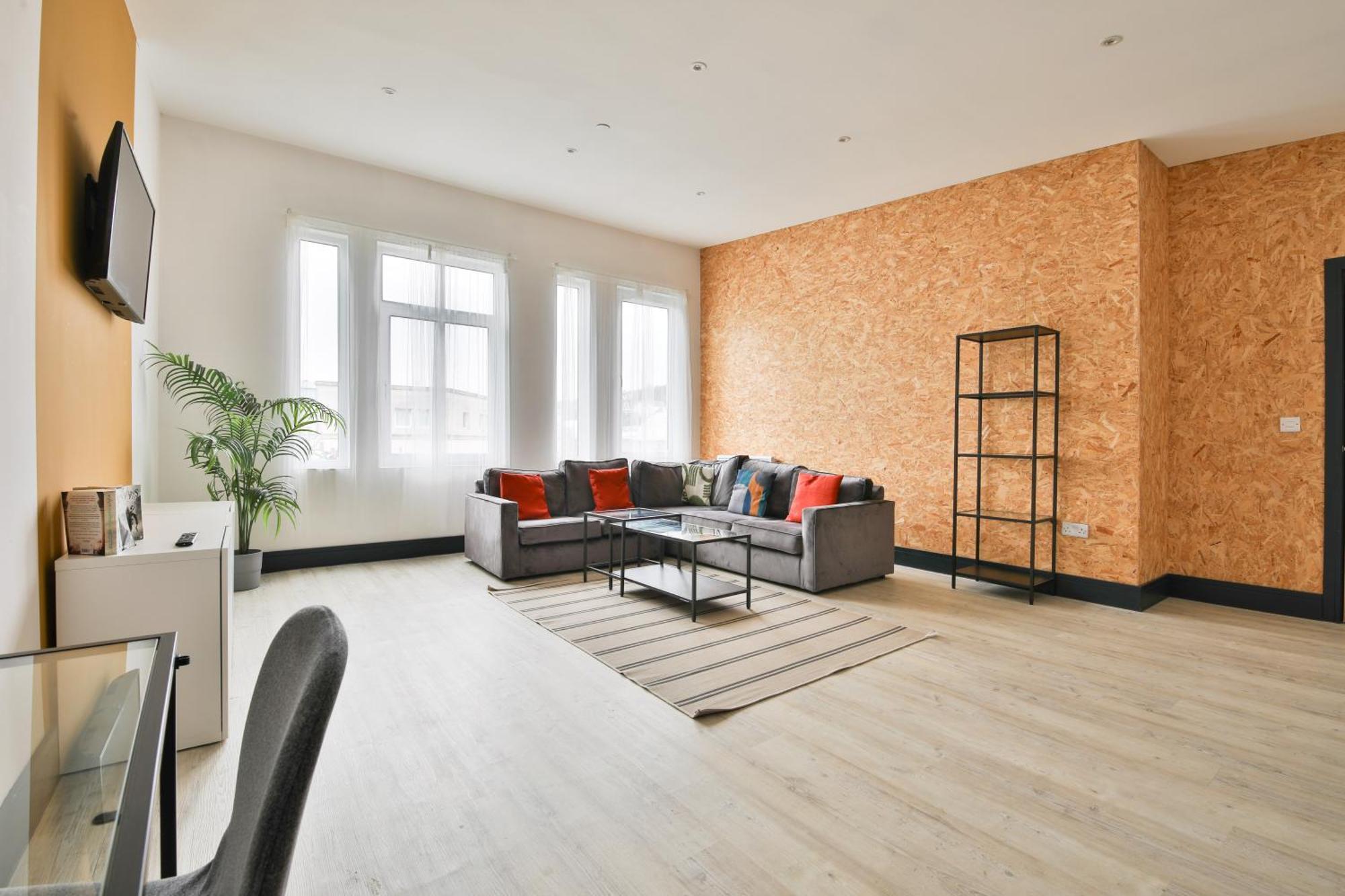 The Kingsway- 2 Bedroom Central Swansea Apartments By Stayright Buitenkant foto