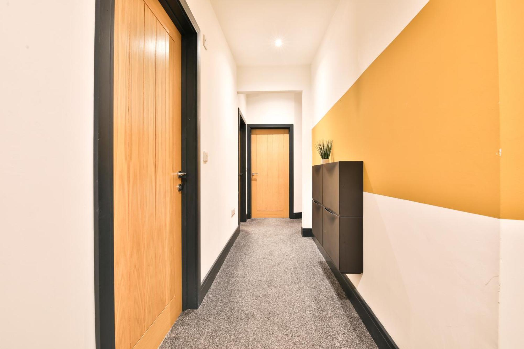 The Kingsway- 2 Bedroom Central Swansea Apartments By Stayright Buitenkant foto
